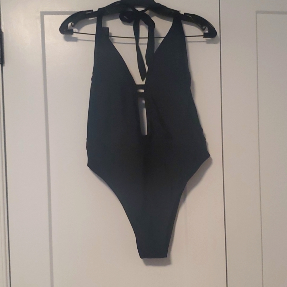 Abercrombie & Fitch- NWT- L- Halter Women's 1-Piece Plunge Neck Cheeky Swimsuit